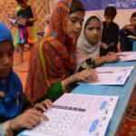 Pakistan'ın Sindh eyaletinde okulların y&uuml;zde 40'ı sel sonucu yıkıldı