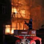 İzmir'de yatak imalathanesinde yangın