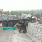 Uşak'ta kamyon duvara çarptı: 1 ölü