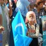 &Ccedil;in Başkonsolosluğu &ouml;n&uuml;nde protesto