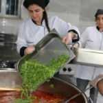 Diyarbakır'da taşımalı eğitim gören 66 bin öğrencinin yemeği meslek liselilerden