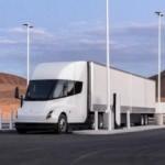 Menzili 800 KM! Tesla&rsquo;nın tam elektrikli TIR&rsquo;ı aralıkta yollarda