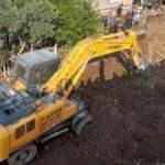 Define avcısı kazdığı &ccedil;ukurda toprak altında kaldı!