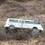 Feci kaza... &Ouml;ğrenci servisi dere yatağına yuvarlandı: 15'i &ccedil;ocuk 16 yaralı