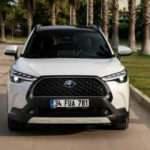 Toyota Corolla Cross Hybrid'i T&uuml;rkiye'de satışa &ccedil;ıktı