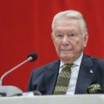 Uğur D&uuml;ndar &ccedil;ılgına d&ouml;nd&uuml;! Salon buz kesti