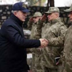 Bakan Akar: 13 terörist etkisiz hale getirildi