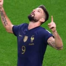 Giroud Fransa tarihine geçti! 1 gecede 2 rekor...