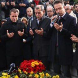 Galatasaray'ın eski başkanı Mustafa Cengiz için anma töreni düzenlendi