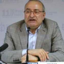 İlginç deprem önerisi: Yıkık binaları olduğu gibi bırakalım!