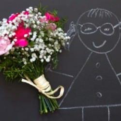 Öğretmenler Günü hediyesi ne alınır? Bayan, erkek öğretmene hediye önerileri