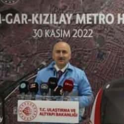 Bakan Karaismailoğlu, AKM-Gar-Kızılay Metro Hattı'nı test etti