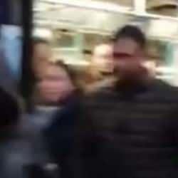 CHP yönetimindeki İstanbul'da şaşırtmayan görüntü! Tramvaya binenler bakın nerede indi