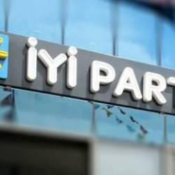 Meral Akşener'in koltuğu sallanıyor! Kulislere sızan iddiayı açıkladı