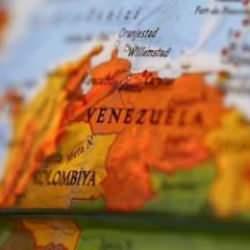 Yaptırımlar hafiflemişti: Venezuela petrol devi ile anlaşma imzalandı