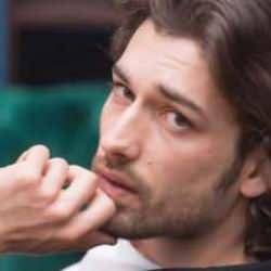 Alp Navruz kimdir ve kaç yaşındadır? Alp Navruz dizileri