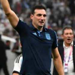 Dünya Kupası'nda "yerli teknik adam" geleneği bozulmadı