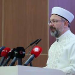 Ali Erbaş: En b&uuml;y&uuml;k amacımız ilim ve irfanla da m&uuml;cehhez nitelikte gen&ccedil;ler yetiştirmek