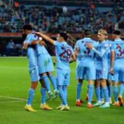 Naci Ünüvar şov yaptı! Trabzonspor 3 golle turladı