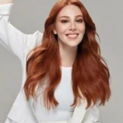 Oyuncu El&ccedil;in Sangu, Cumhurbaşkanı adayını a&ccedil;ıkladı