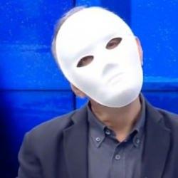 RT&Uuml;K Başkanı Şahin'den Emin &Ccedil;apa'nın maskeli haline tepki: At g&ouml;zl&uuml;ğ&uuml;yle bakmayıp...