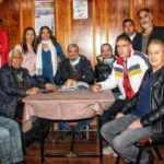 Ablası için gittiği dernekte işitme engelli eşiyle tanışıp evlendi