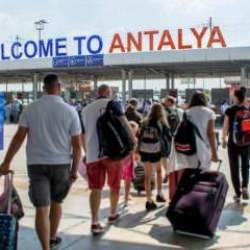 Antalya'da Rus turist sayısı 3 milyona ulaştı