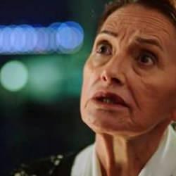 Camdaki Kız&rsquo;dan apar topar giden Nur S&uuml;rer&rsquo;e bomba teklif! O proje atağa kalktı