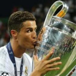 Ronaldo yeniden Şampiyonlar Ligi'nde oynayabilir! O madde açığa çıktı...