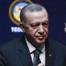 Başkan Erdoğan, Kumluca esnafını takdir etti: Daha &ccedil;ok ihtiyacı olan arkadaşlara verin