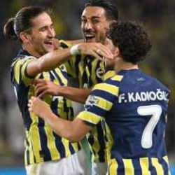 Fenerbahçe iki eksikle Çaykur Rizespor karşısında