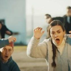 Ateş Kuşları 2.bölüm fragmanında içleri sızım sızım sızlatan sahne! Gözyaşları sel oldu