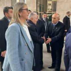 Binali Yıldırım, trafik kazasından sonra ilk kez Meclis'e geldi