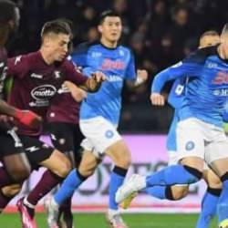 Napoli, Serie A'nın ilk yarısını lider tamamladı!