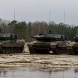 Almanya, Polonya'nın Ukrayna'ya Leopard tankını vermesine yeşil ışık yaktı