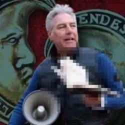 Kur'an'a saygısızlığı seyreden Hollanda'ya tarih dersi: 'Papacı olacağına Türk ol!'