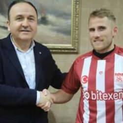 Sivasspor'a La Liga'dan transfer! Resmen açıklandı