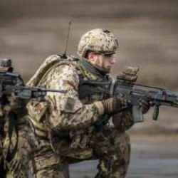 Almanya'da zorunlu askerliğin kaldırılması pişman etti!