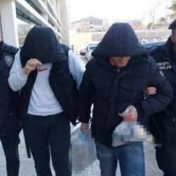 &Ccedil;ekicinin &uuml;zerindeki ara&ccedil;ta uyuşturucu sevkiyatı: 2 kişi tutuklandı