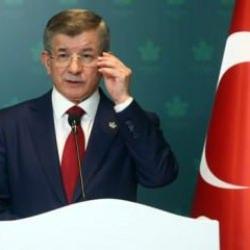 Davutoğlu: Masayı kimse tekeline alamaz, aday fedakarlık yapacak