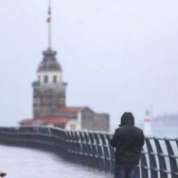 İstanbul'a kar geliyor! AKOM ve Valilik'ten a&ccedil;ıklama