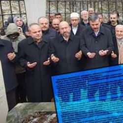 Vali&rsquo;yi tehdit eden &Uuml;mit &Ouml;zdağ&rsquo;a anlamlı cevap: İskilipli Atıf hoca hain değil mazlumdur