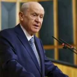 Bahçeli'den depremzedelere maddi ve manevi yardım