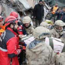 Deprem bölgesine İGE AŞ aracılığıyla 100 milyon lira bağış