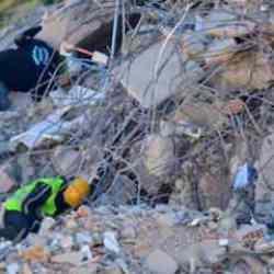 Depremin ardından peş peşe g&ouml;zaltına alınıyorlar! M&uuml;teahhitlere operasyon