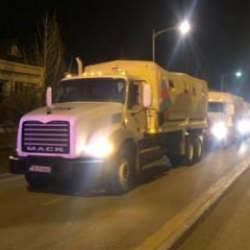 Kardeş &uuml;lke Azerbaycan'dan T&uuml;rkiye'ye insani yardım konvoyu