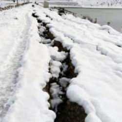 Deprem sonrası çatlaklar oluşan baraj tahliye ediliyor