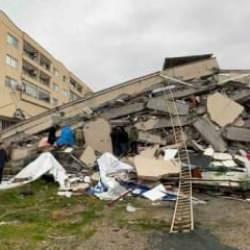 Şiddetli deprem sonrası Ömer Çelik ve Erbaş'tan açıklama