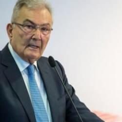 Son dakika: Deniz Baykal hayatını kaybetti! Kızı Aslı Baykal'dan a&ccedil;ıklama