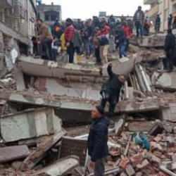 Deprem devam ediyor mu? Artçı depremler ne kadar sürecek? AFAD can kaybı sayısı...